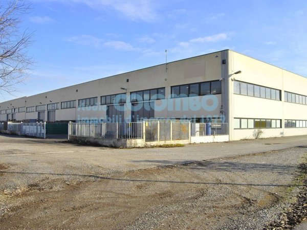 locale commerciale in affitto a Castenedolo