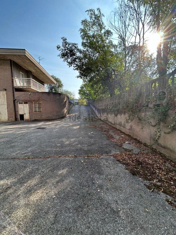 capannone in affitto a Castenedolo