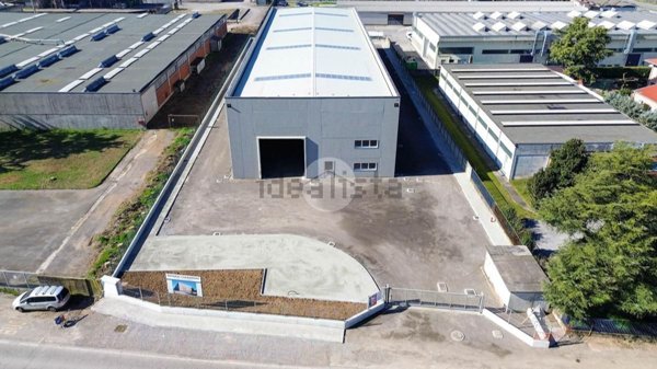 locale commerciale in affitto a Castenedolo
