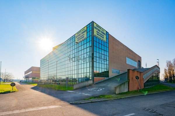 locale commerciale in affitto a Castenedolo