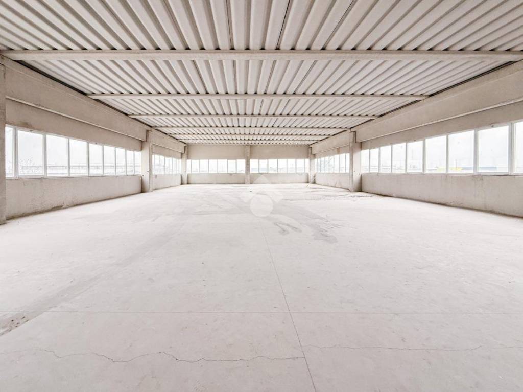 locale commerciale in affitto a Castenedolo