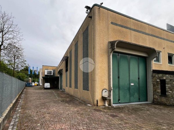 locale commerciale in affitto a Castenedolo