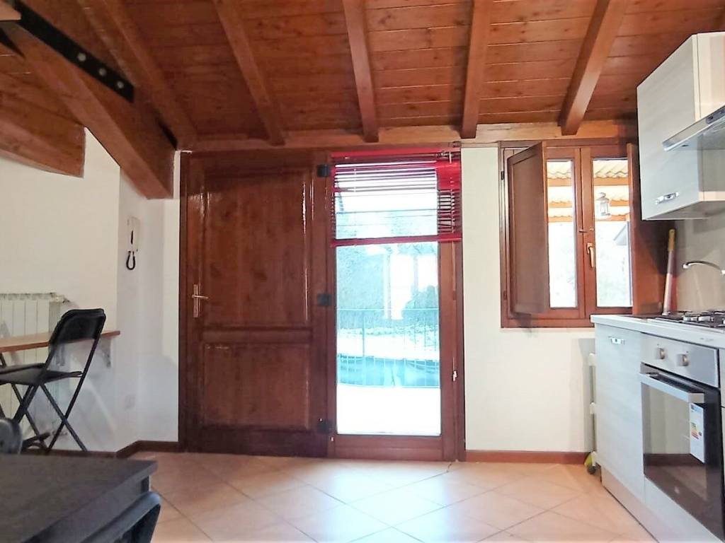 appartamento in affitto a Castenedolo in zona Rodenga-Santa Giustina