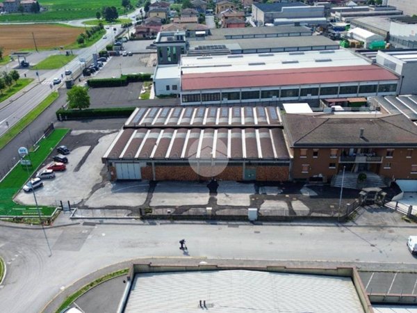 locale commerciale in affitto a Castenedolo in zona Capodimonte