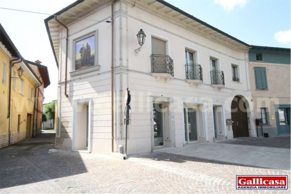 negozio in affitto a Castrezzato
