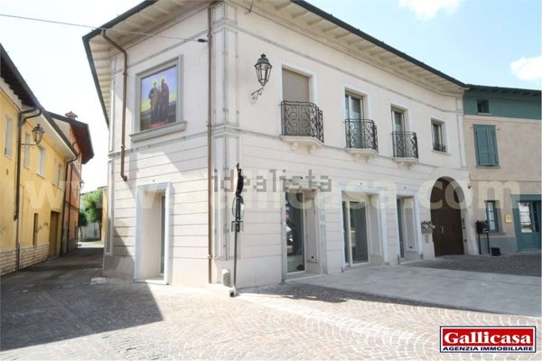 locale commerciale in affitto a Castrezzato