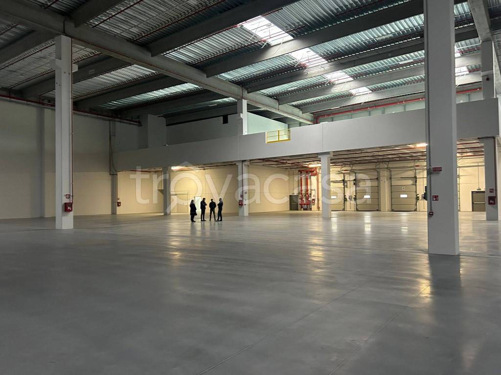 capannone in affitto a Castrezzato