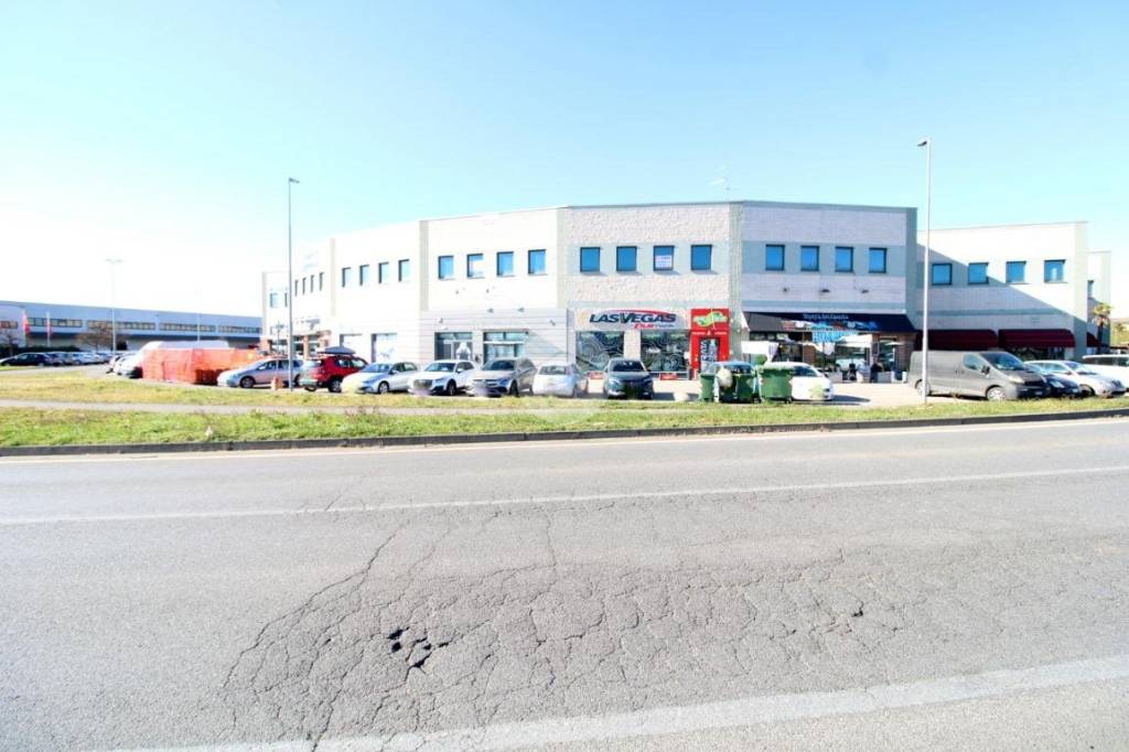ufficio in affitto a Cazzago San Martino