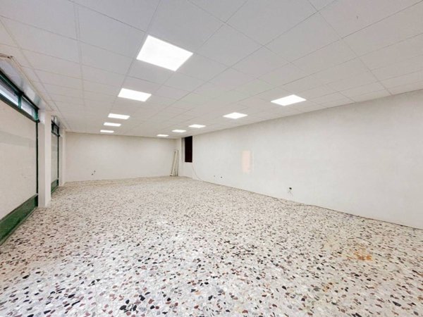 ufficio in affitto a Cazzago San Martino in zona Calino