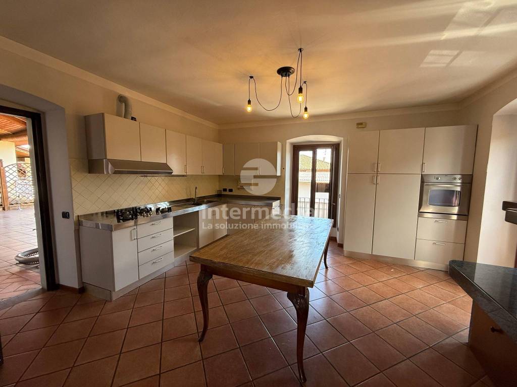 appartamento in affitto a Cazzago San Martino