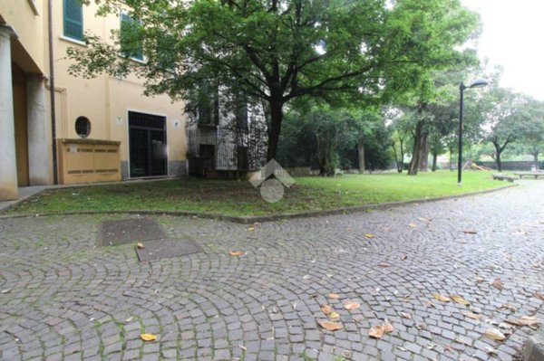 negozio in affitto a Cellatica