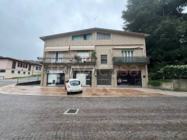 negozio in affitto a Cellatica