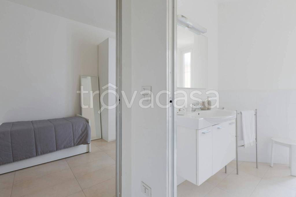 appartamento in affitto a Cevo in zona Isola