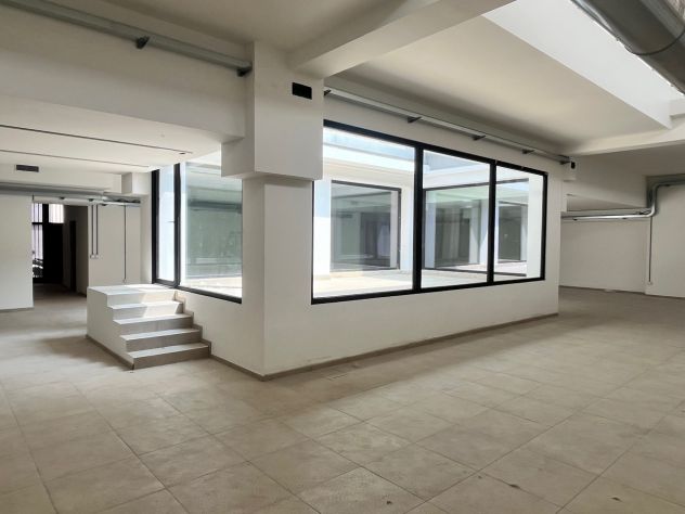 locale commerciale in affitto a Cevo in zona Isola