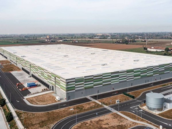 locale commerciale in affitto a Chiari