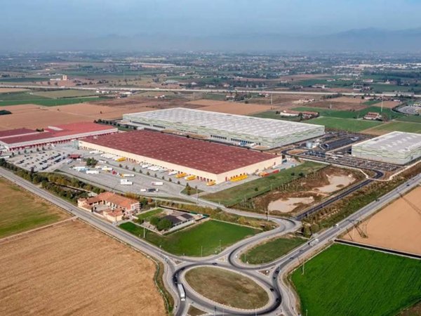 locale commerciale in affitto a Chiari