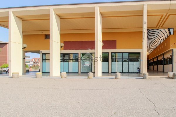 negozio in affitto a Coccaglio