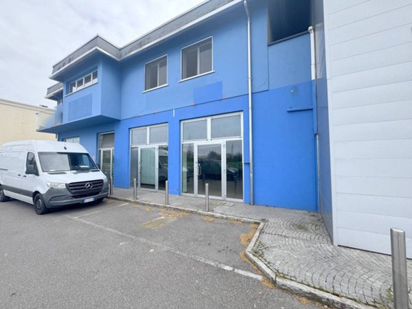 negozio in affitto a Coccaglio