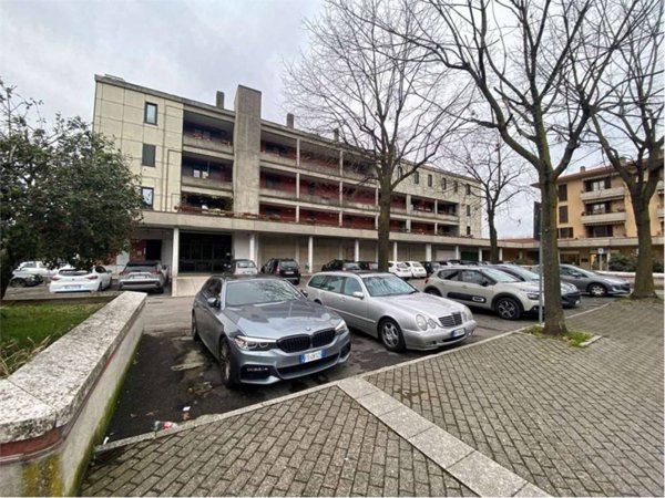 negozio in affitto a Coccaglio