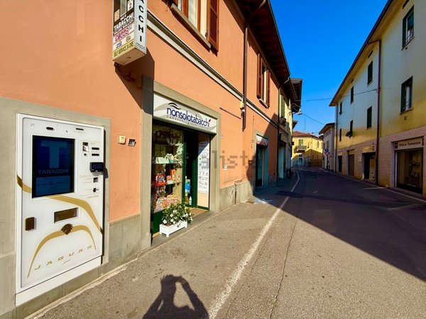 locale di sgombero in affitto a Cologne