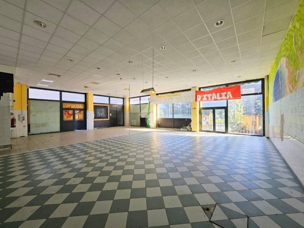 locale commerciale in affitto a Concesio in zona San Vigilio