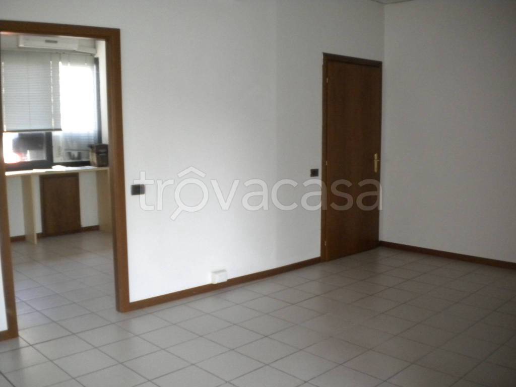 ufficio in affitto a Concesio