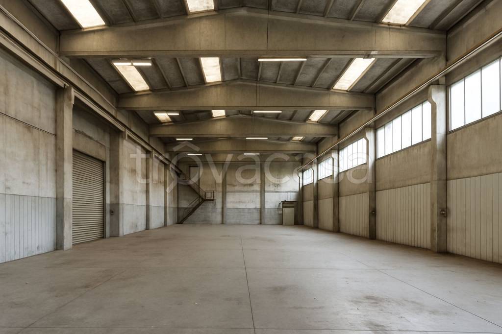 locale commerciale in affitto a Concesio in zona San Vigilio