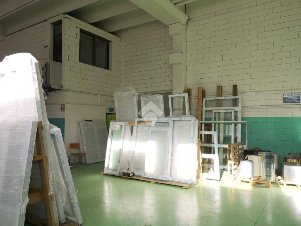 locale commerciale in affitto a Concesio in zona San Vigilio