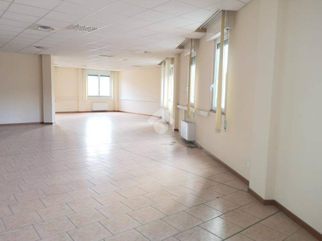 ufficio in affitto a Concesio in zona San Vigilio