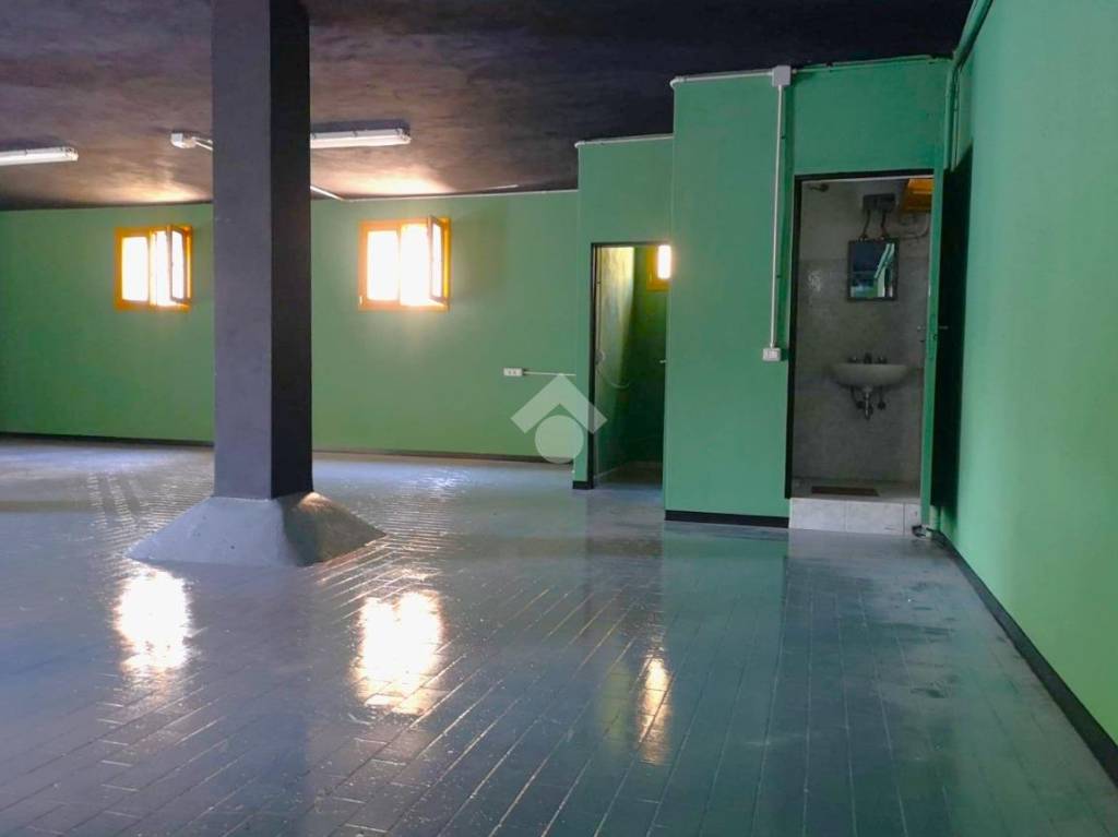 locale commerciale in affitto a Concesio in zona Sant'Andrea