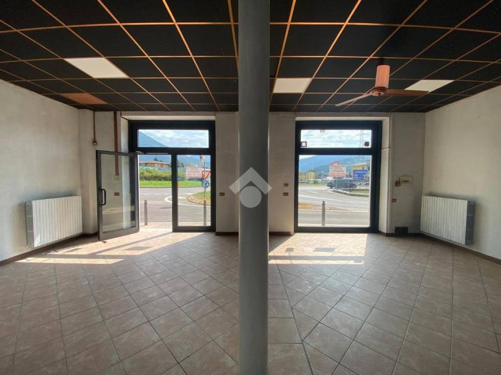 negozio in affitto a Concesio