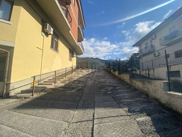 locale di sgombero in affitto a Concesio