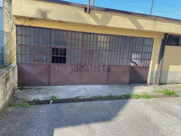 locale di sgombero in affitto a Concesio