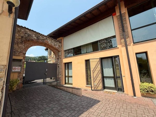 appartamento in affitto a Corte Franca in zona Nigoline Bonomelli