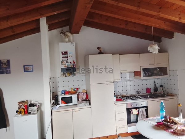 appartamento in affitto a Corte Franca in zona Timoline