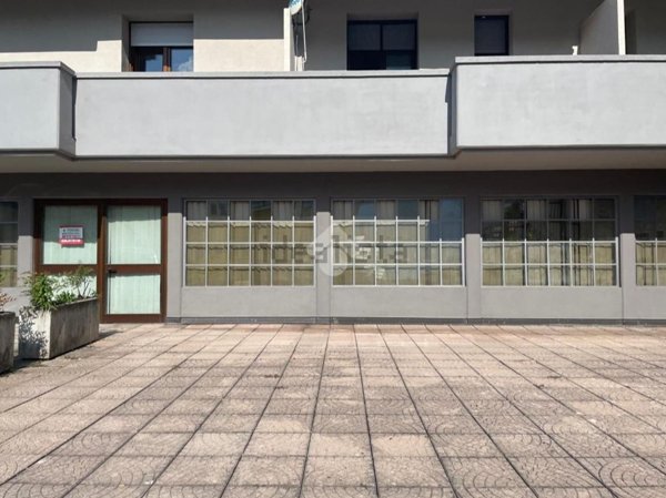 locale di sgombero in affitto a Darfo Boario Terme