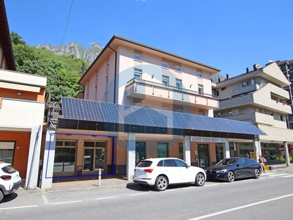 negozio in affitto a Darfo Boario Terme in zona Boario Terme