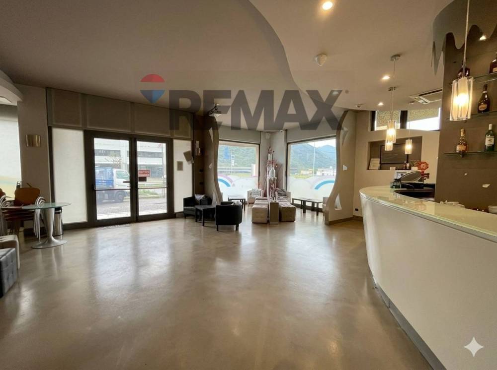 negozio in affitto a Darfo Boario Terme