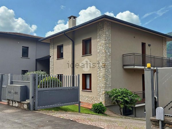 appartamento in affitto a Darfo Boario Terme in zona Fucine