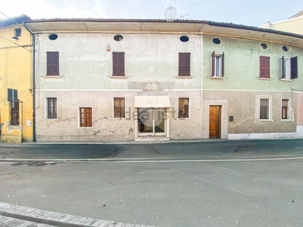 ufficio in affitto a Dello