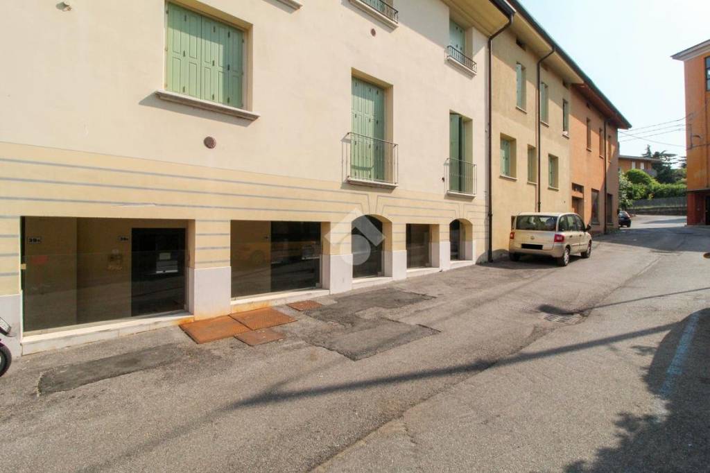 appartamento in affitto a Desenzano del Garda