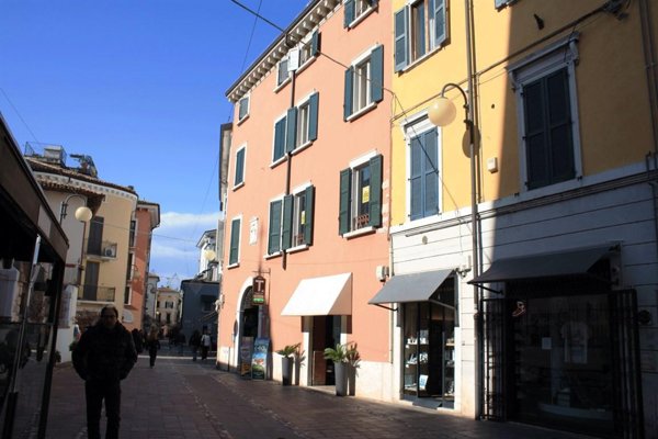 appartamento in vendita a Desenzano del Garda