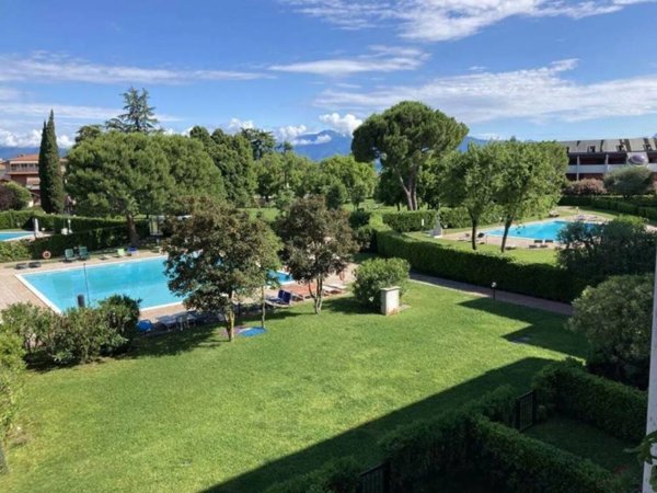 appartamento in affitto a Desenzano del Garda in zona Rivoltella