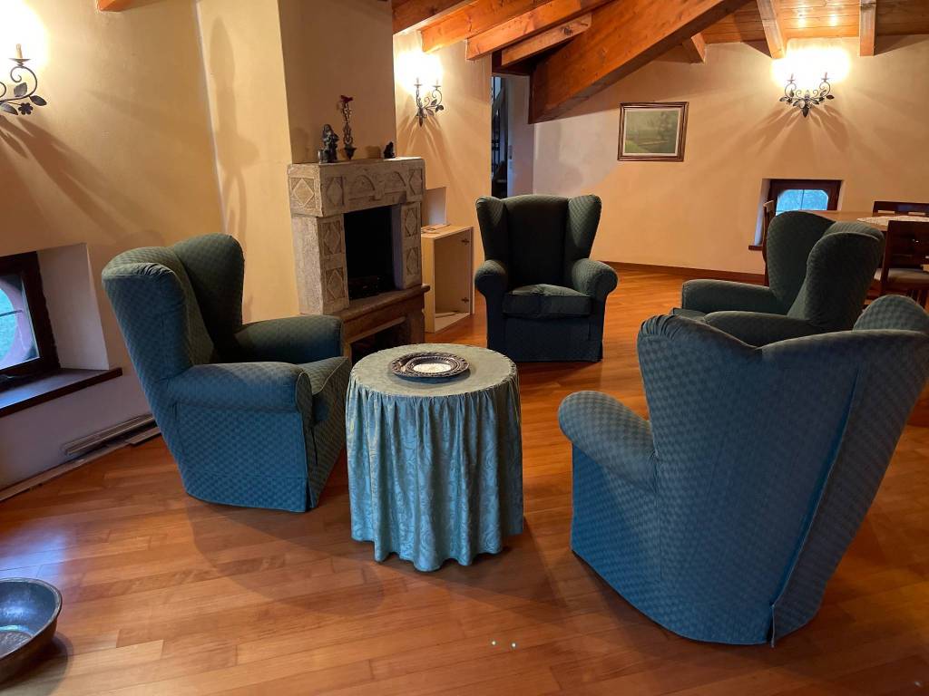 appartamento a Desenzano del Garda in zona San Martino della Battaglia