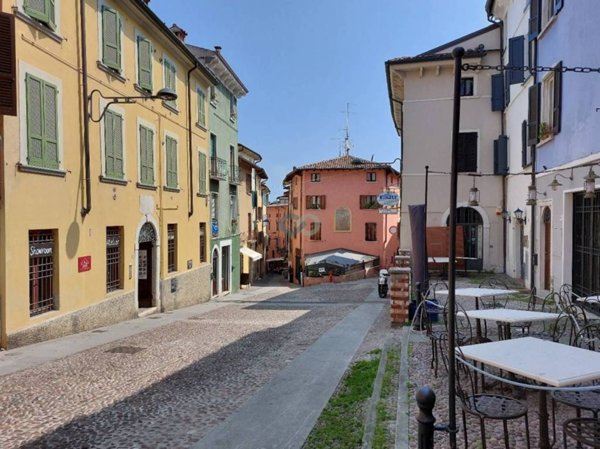trivano in affitto a Desenzano del Garda