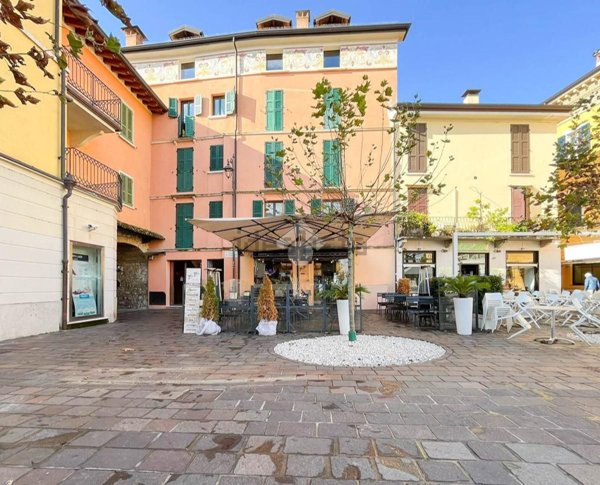 negozio in affitto a Desenzano del Garda