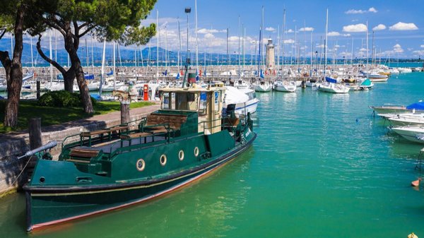 negozio in affitto a Desenzano del Garda