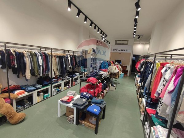 negozio in affitto a Desenzano del Garda