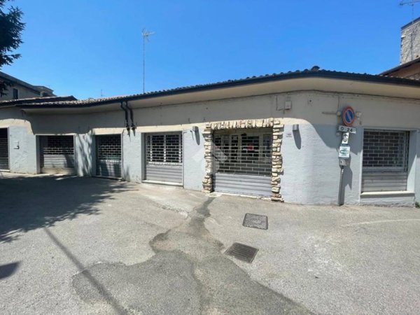 negozio in affitto a Desenzano del Garda