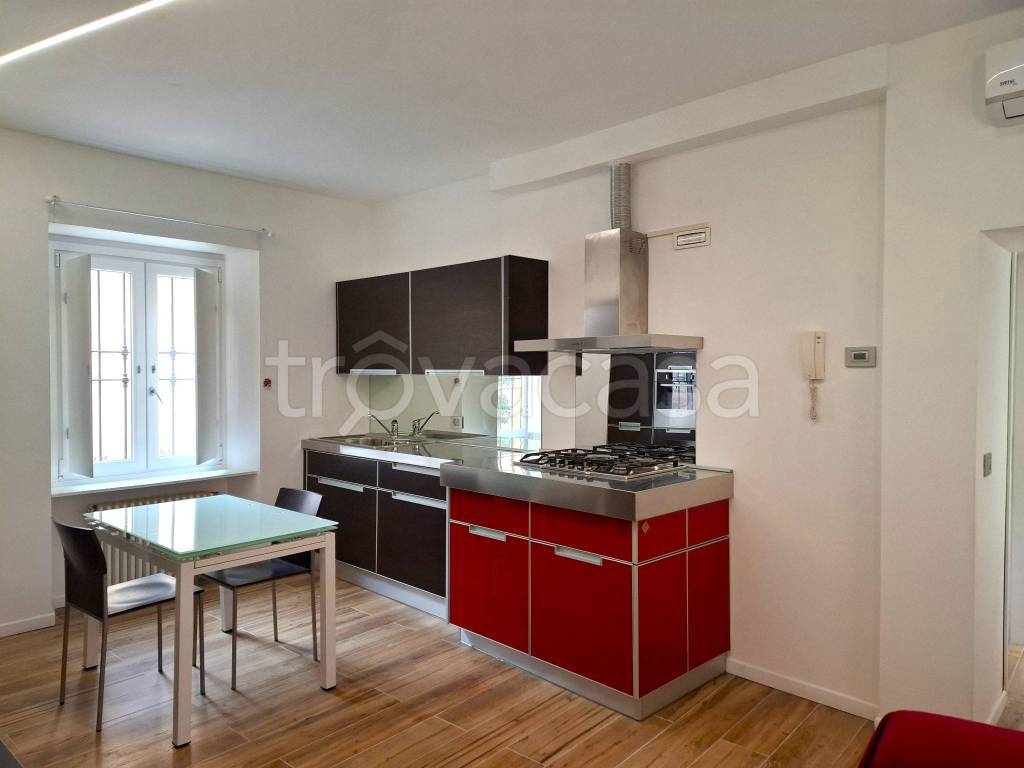 appartamento in affitto a Desenzano del Garda